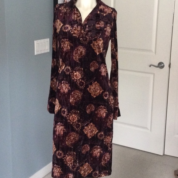 Body con dress with collar and side slits - Picture 1 of 9